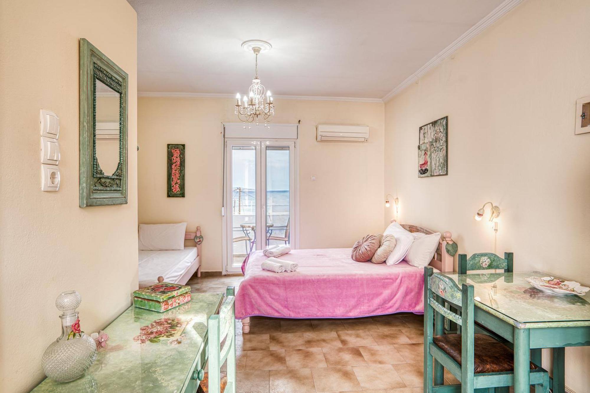 Sun Rooms Megas Limnionas ภายนอก รูปภาพ